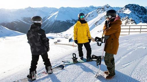 Snowboardunterricht für Familien title image
